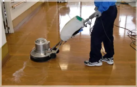 フロアクリーニングの写真