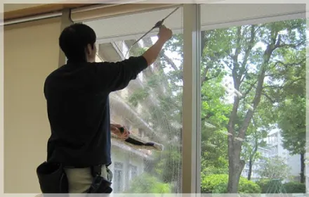 ガラスクリーニングの写真